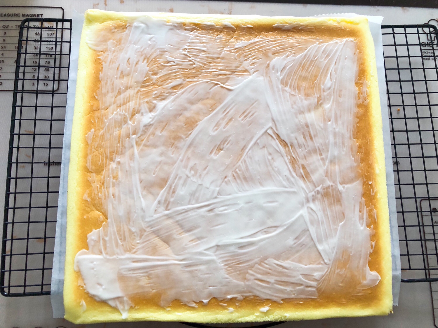卷不裂的肉松蛋糕卷❗️咸香松软❗️一次成功❗️的做法 步骤16