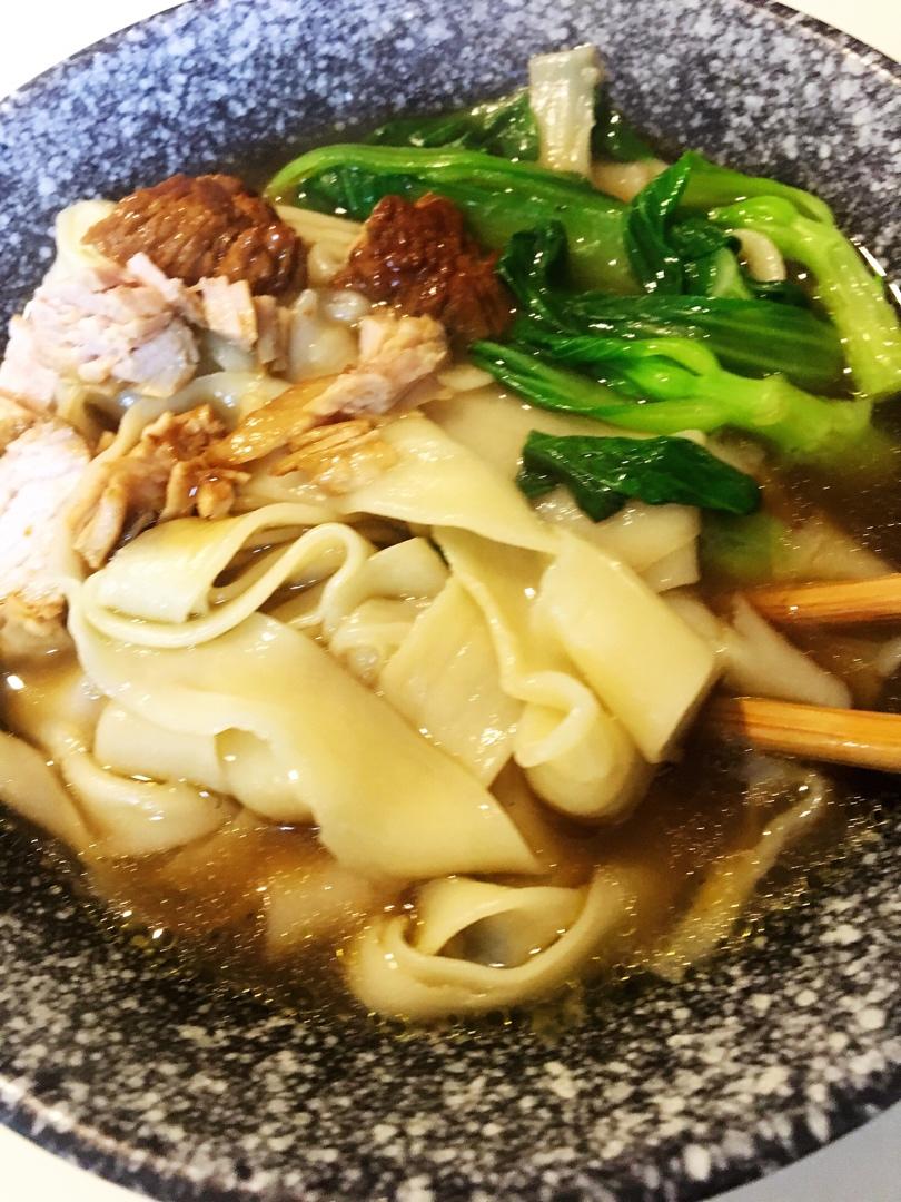 晋南面食葱油酸汤扯面