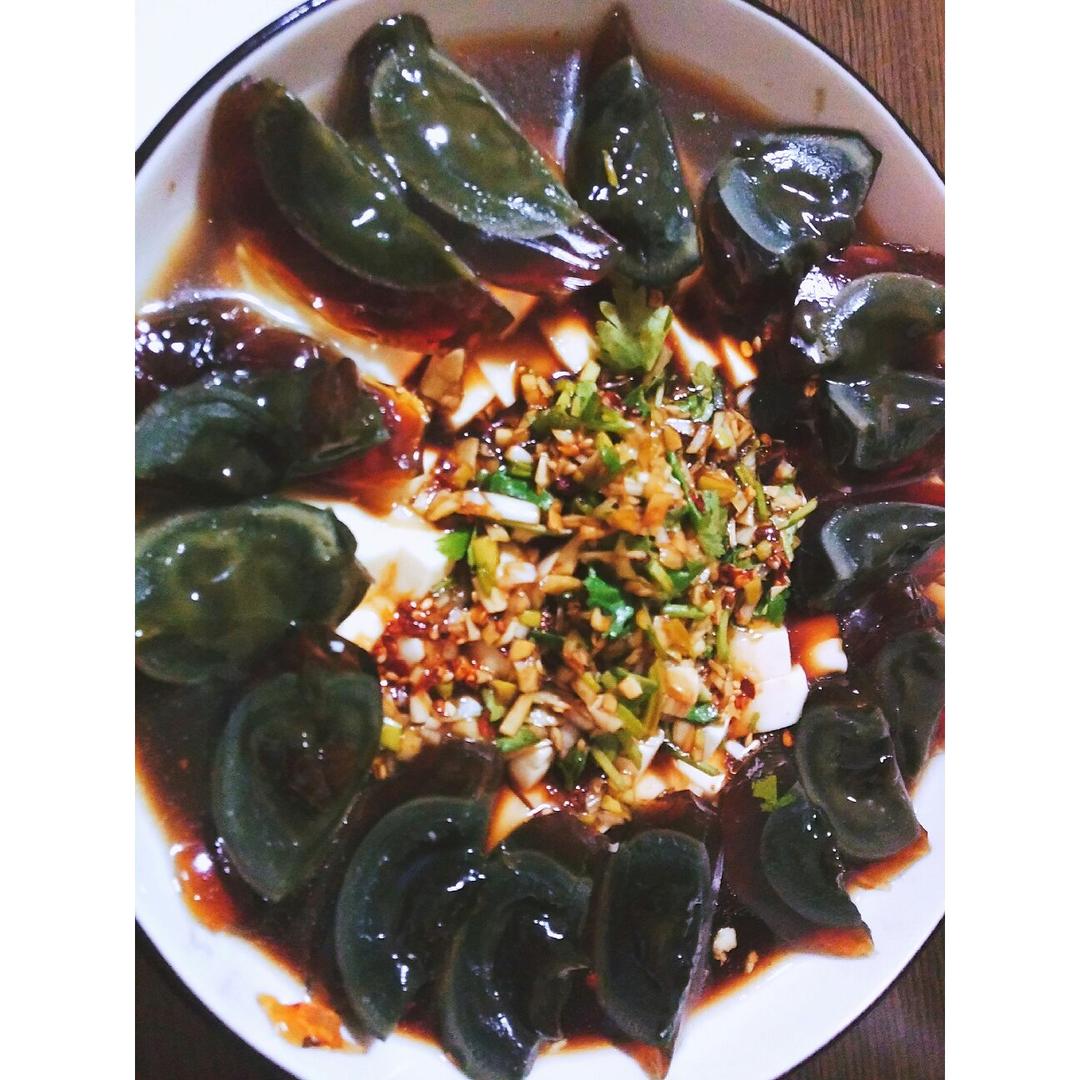 皮蛋豆腐