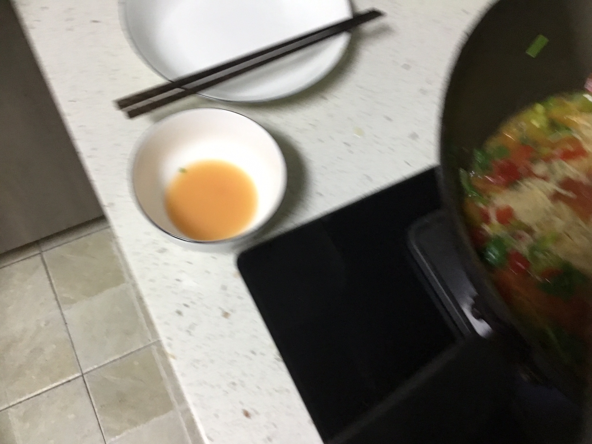 酸汤金针菇炒番茄（炒鸡好吃）的做法 步骤8