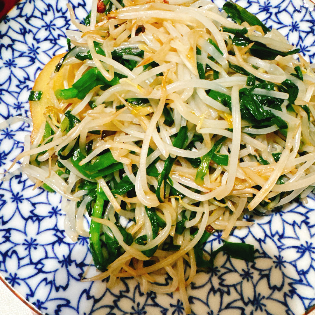 韭菜炒豆芽