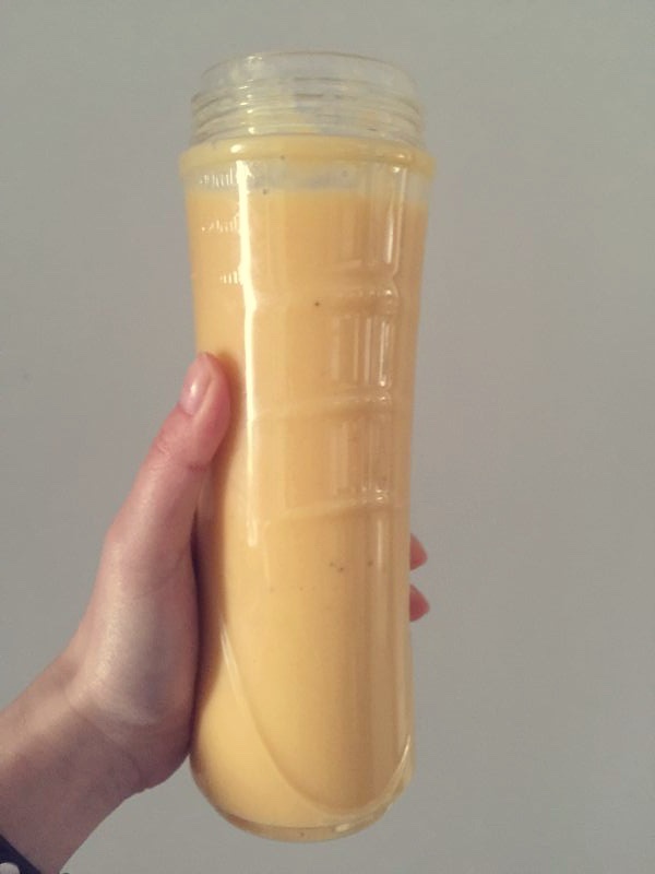 芒果香蕉苹果汁smoothie