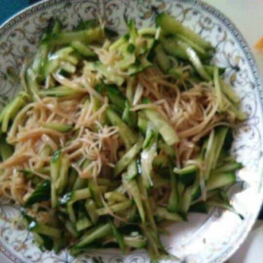 凉拌金针菇