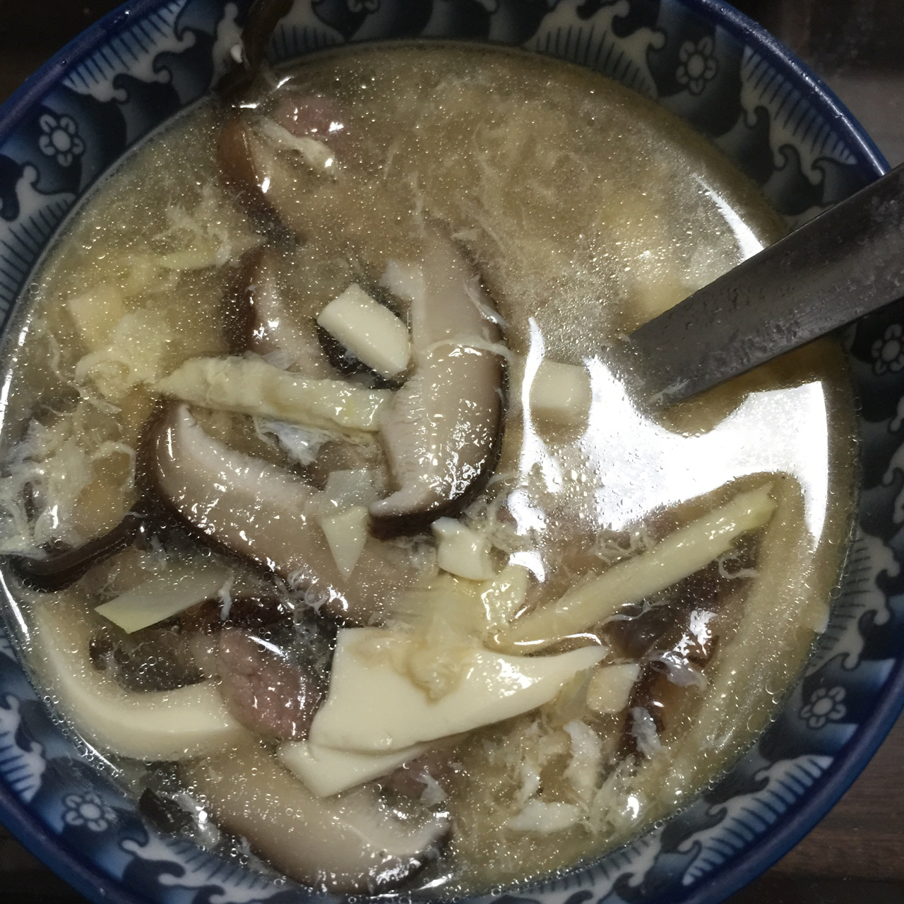 酸辣汤 Spicy & Sour Shredded Pork Soup
