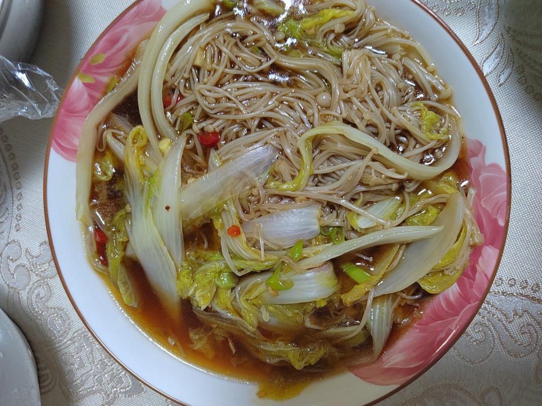 低卡低脂❗️蒜香娃娃菜金针菇好吃到转圈圈～