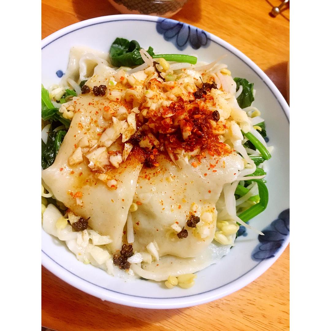 油泼裤带面