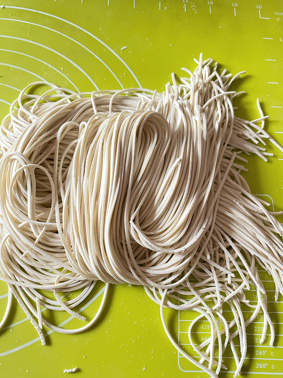 手擀面刀削面机器面