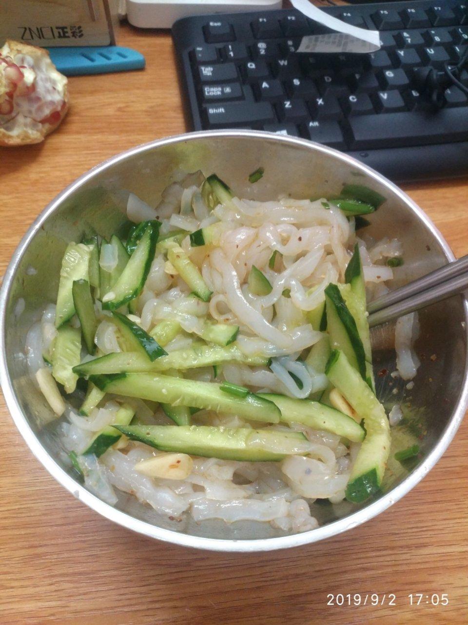 简约凉拌凉粉