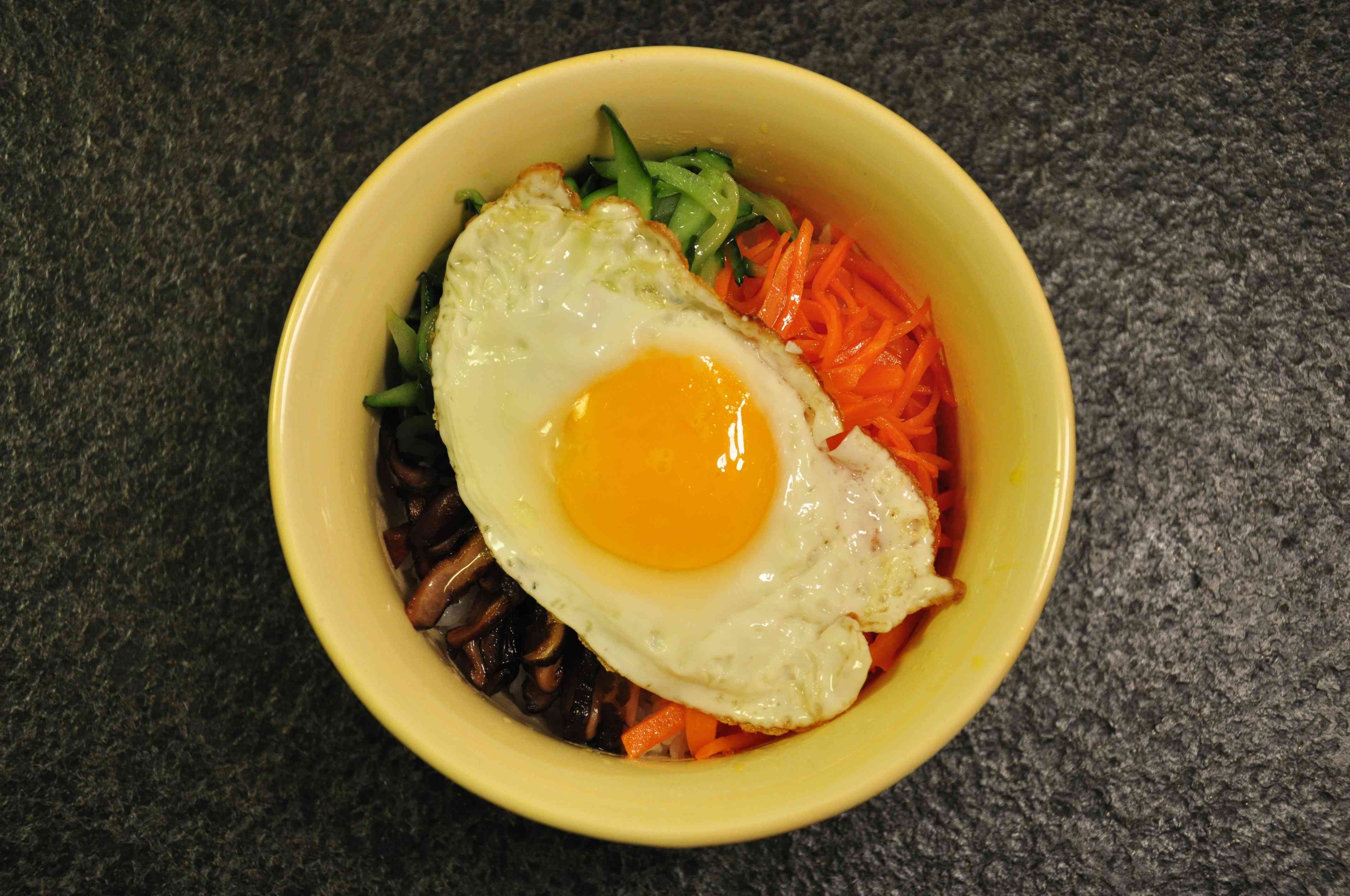 石锅拌饭