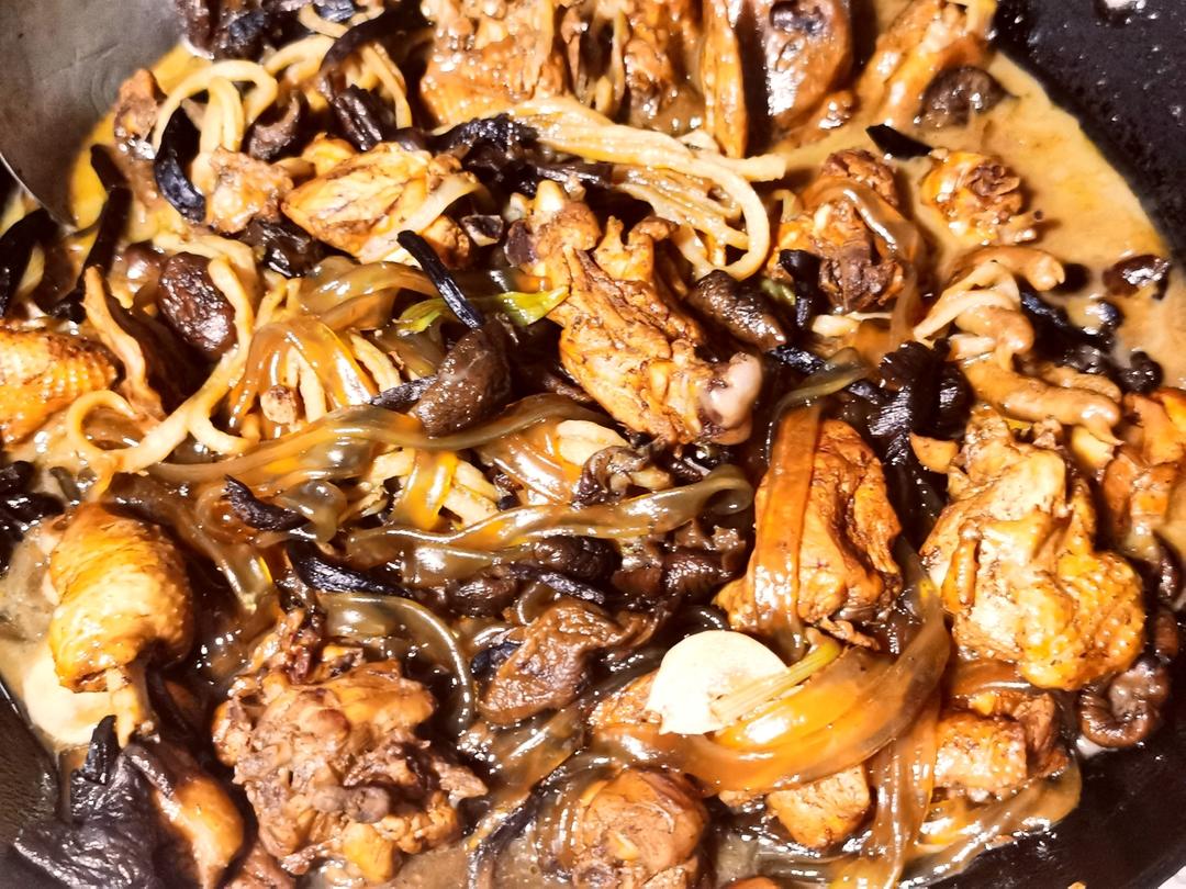 小鸡炖蘑菇