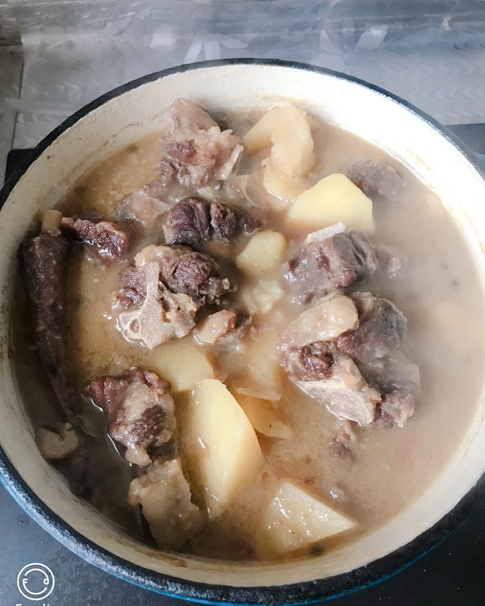 红烧牛尾