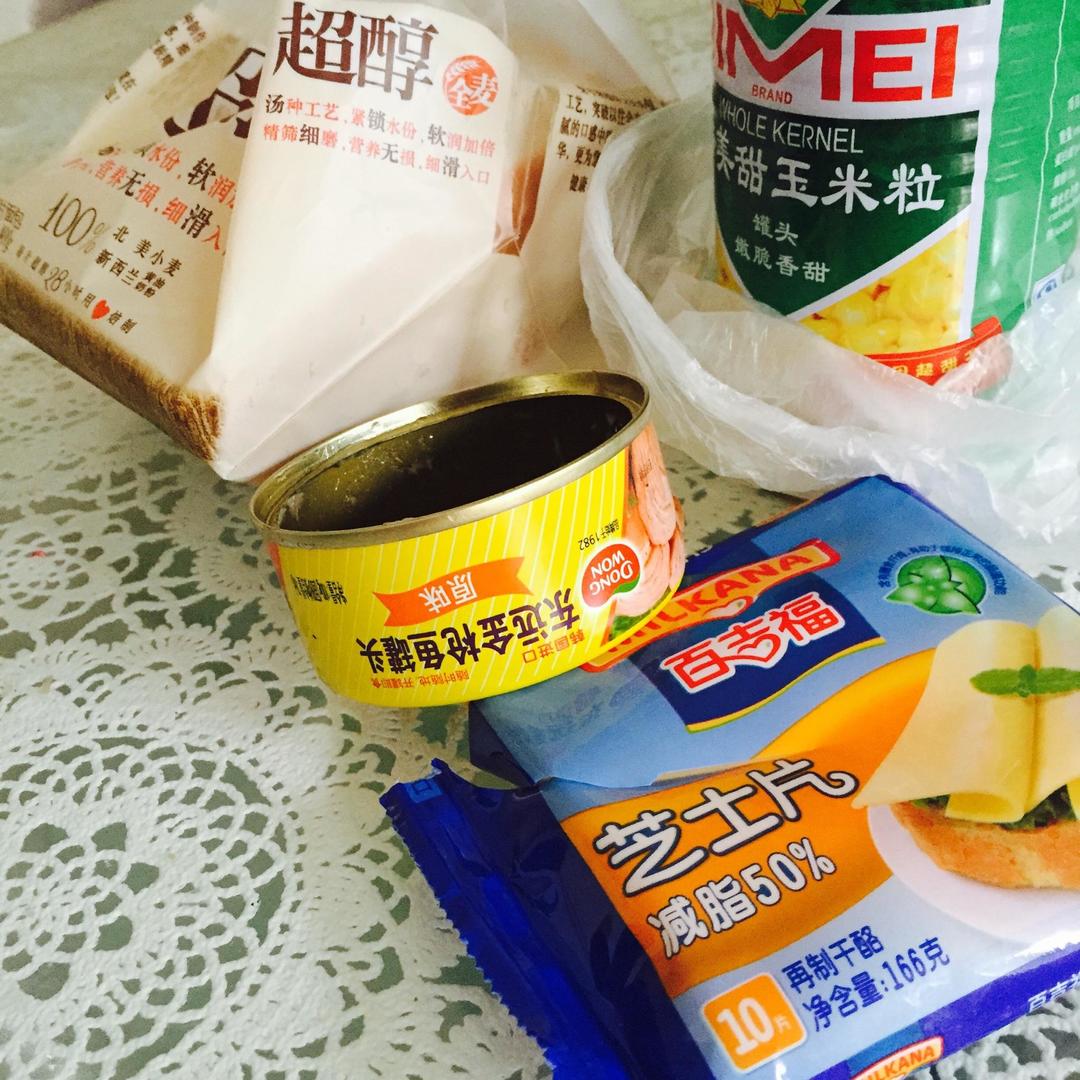 纯奶手撕吐司的做法 步骤1