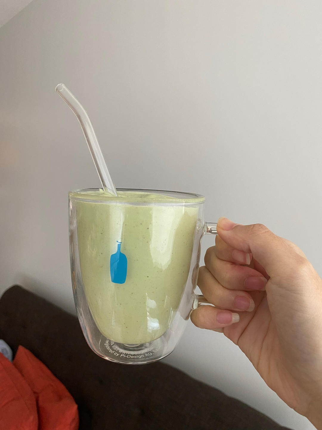 巴旦木牛油果奶昔🥑复刻茉酸奶真的太好喝啦