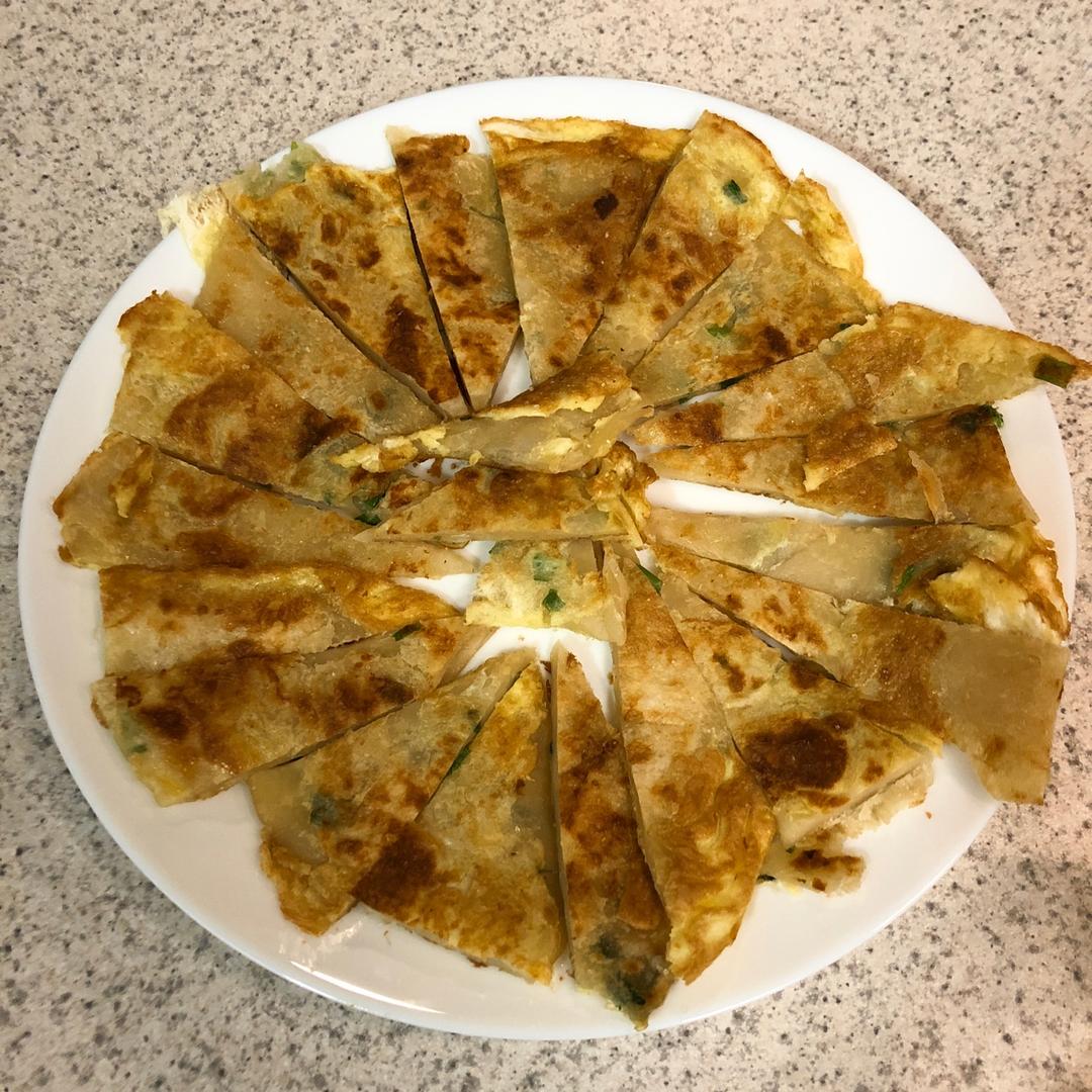 鸡蛋葱油饼                  （更新饼坯保存方法）