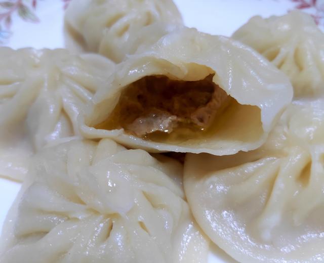 鸡汁灌汤包的做法