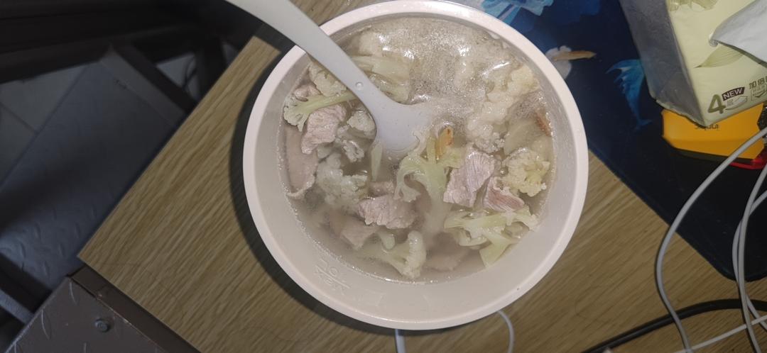 菜花肉片汤