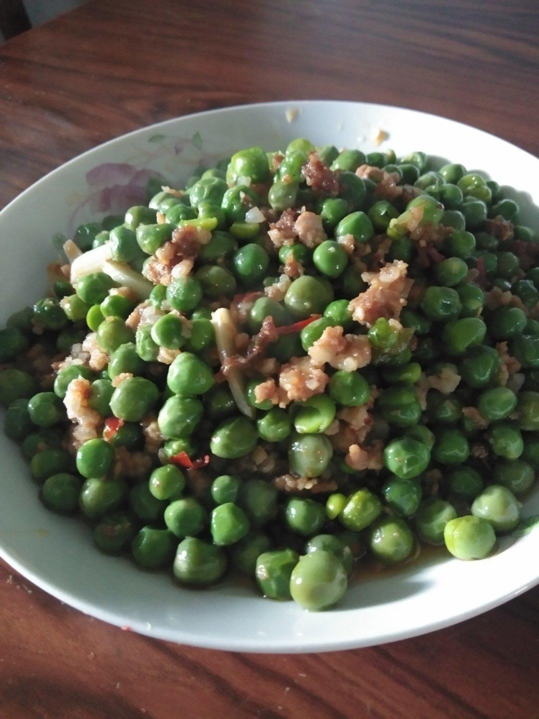豌豆炒肉