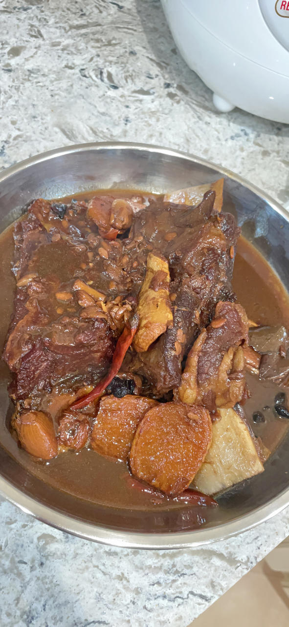 香焖牛排骨