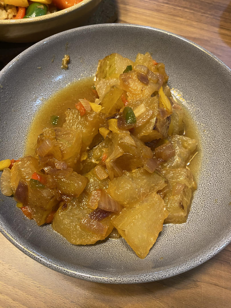 红烧冬瓜最完美做法，不加一滴水，瞬间秒杀红烧肉