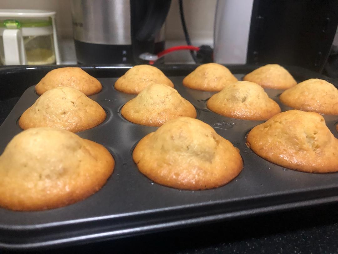 简单香蕉蛋糕