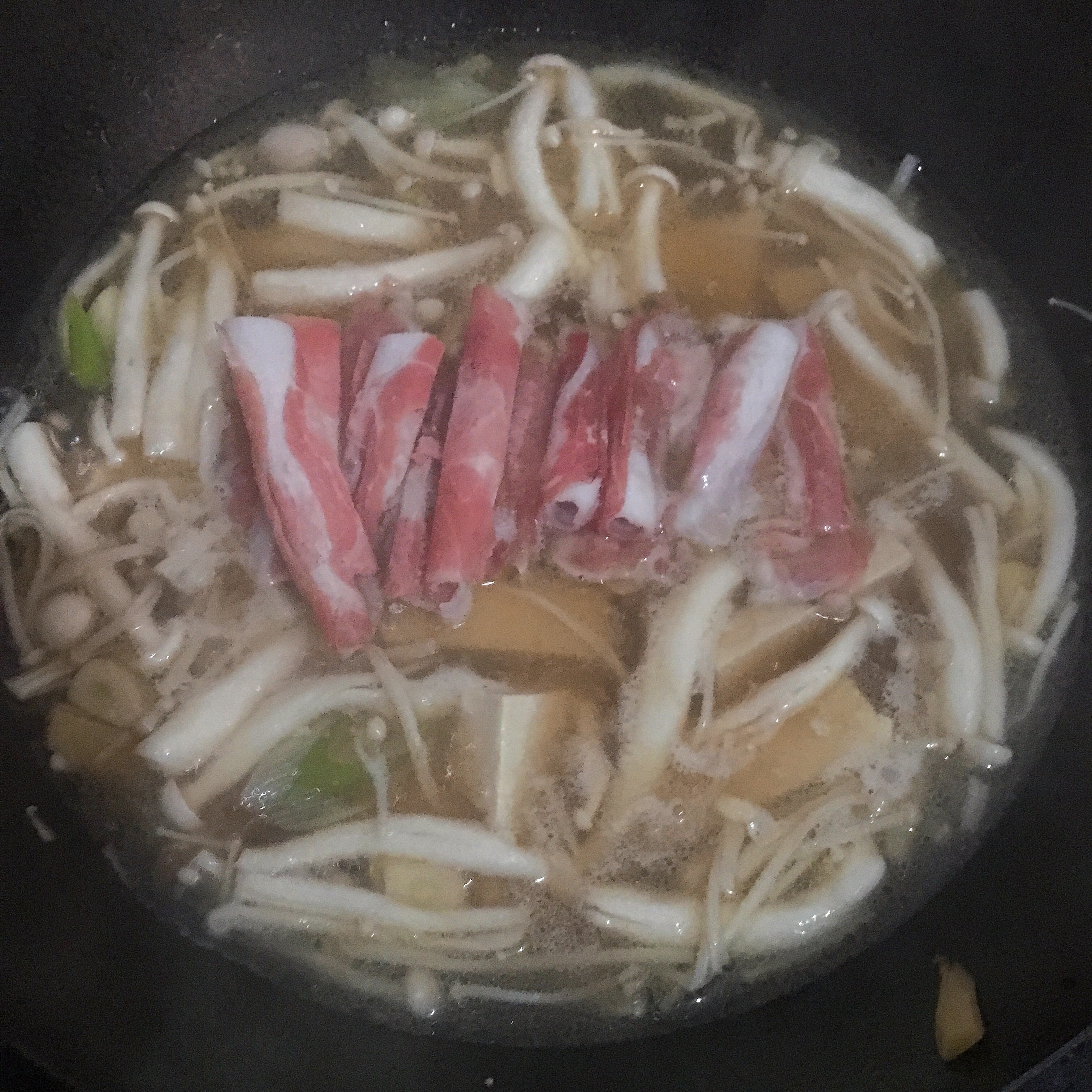 豆腐肉片菌菇汤的做法 步骤8