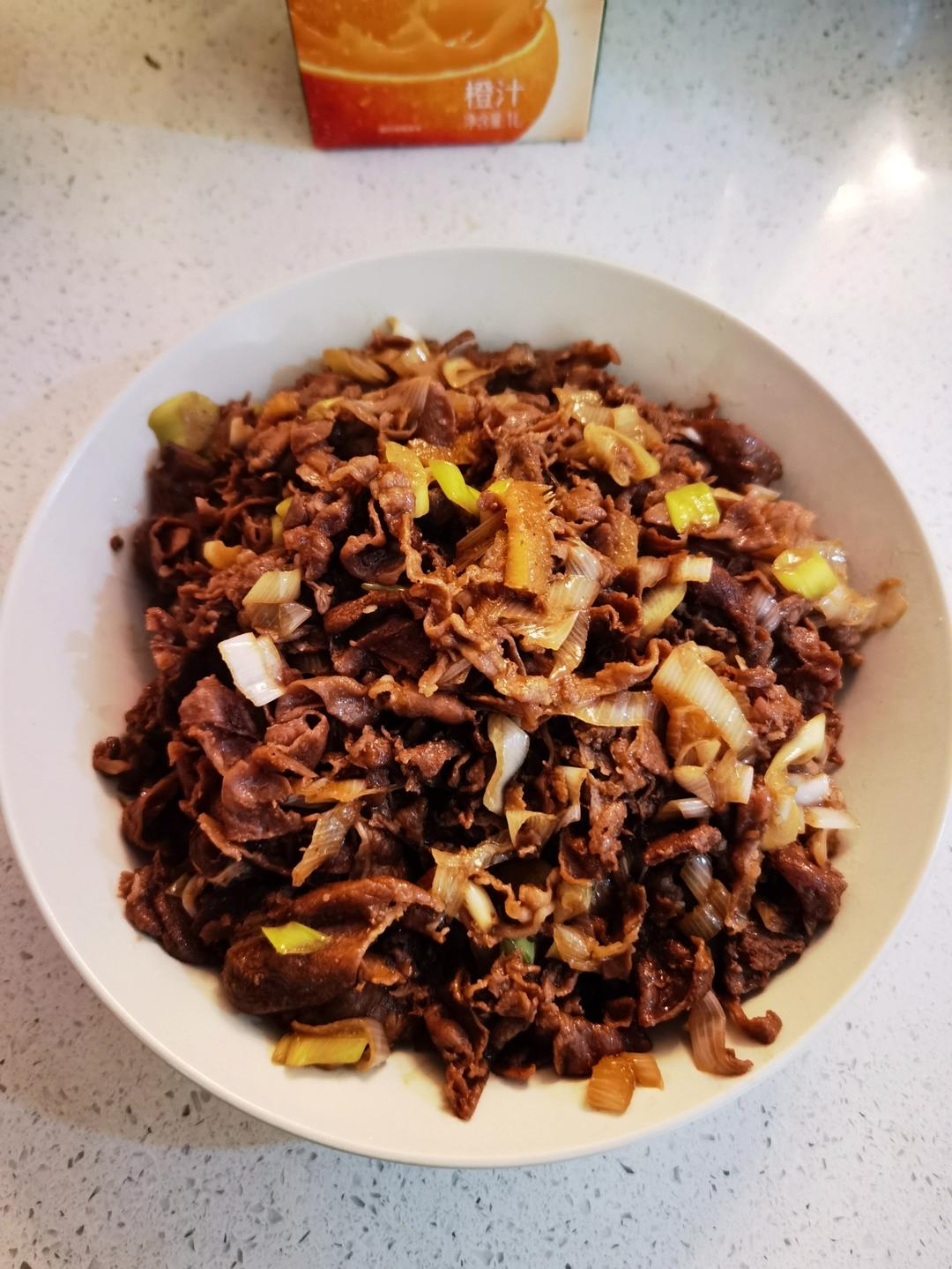 炒了20多年的葱爆羊肉