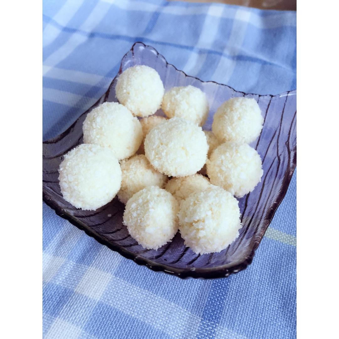 黄金椰丝球
