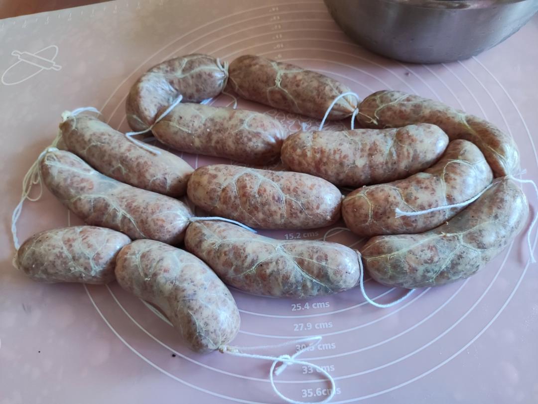 自制Q弹脆皮肠、烤肠、香肠《内附超详细步骤分解图片和手工灌肠等注意事项》