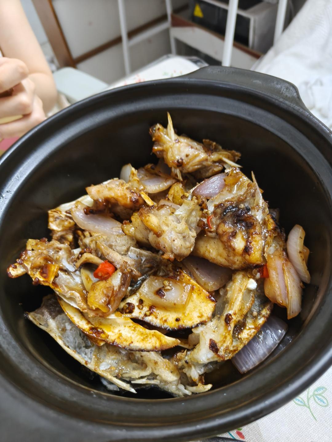 砂锅鱼头煲，超级好吃