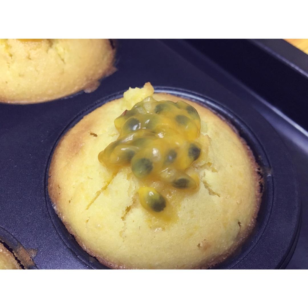 轻盈百香果磅蛋糕