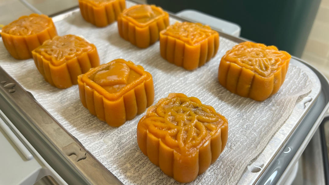 灌汤小笼包+白玉翡翠卷【3月北鼎蒸炖锅食谱】