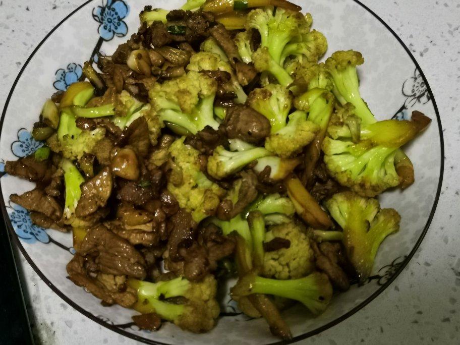 和饭店一个味道的干锅花菜