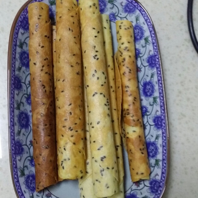 芝麻香酥蛋卷（视频食谱）