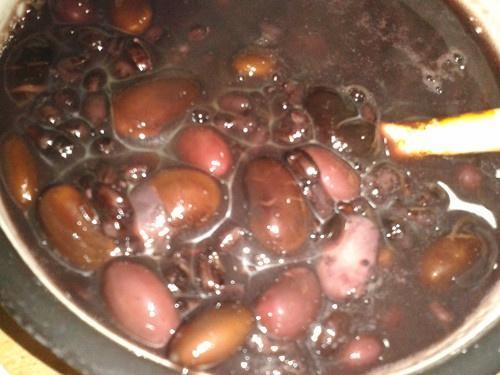 黑豆黑米粥的做法