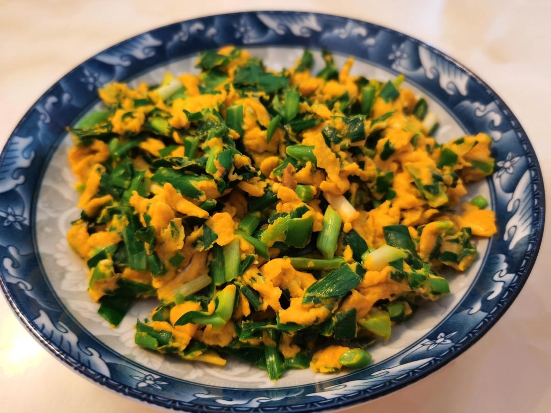 想念奶奶的韭菜炒蛋（又香又嫩有诀窍）