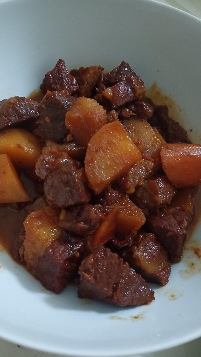 番茄土豆炖牛腩