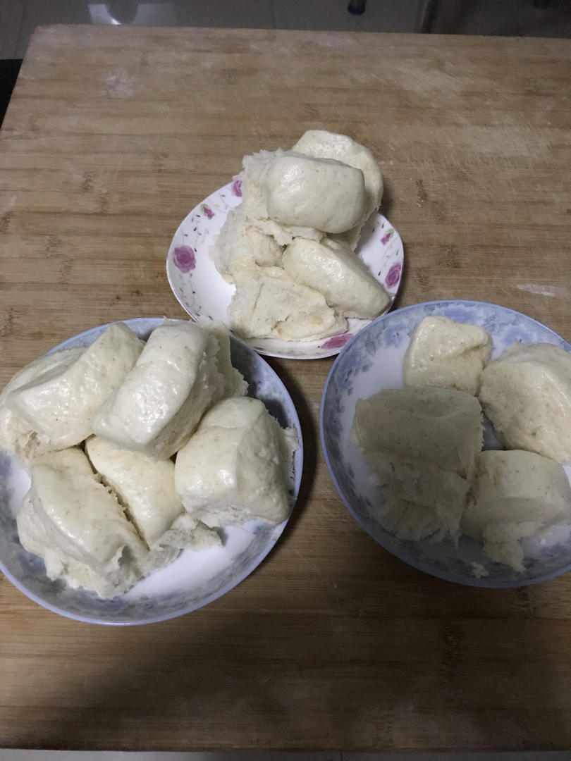 一发奶香小馒头，口感特别好！