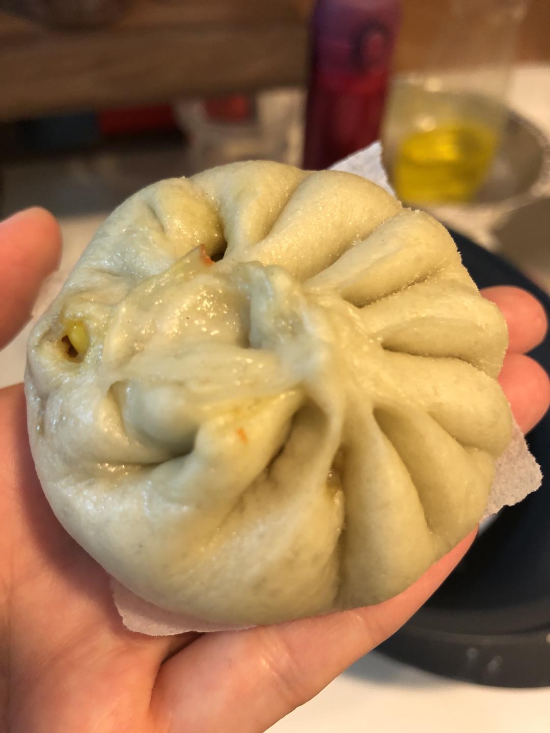 有内涵的～酱肉包的做法