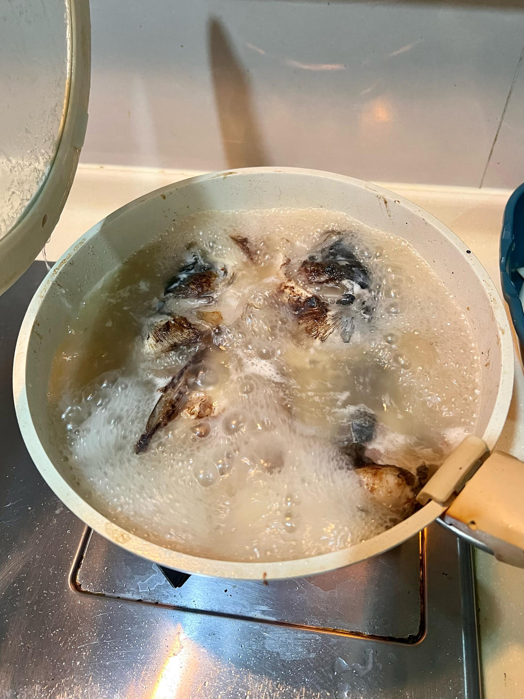 鱼头豆腐汤