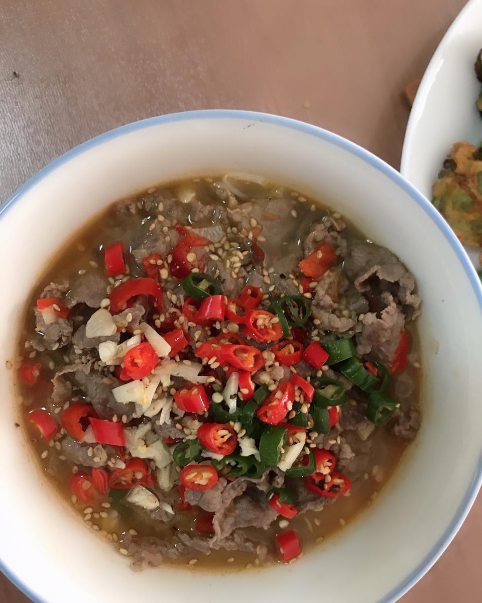 金针酸汤肥牛