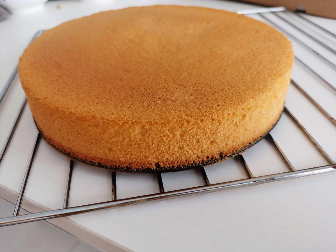 烤箱做蛋糕（戚风蛋糕的做法）