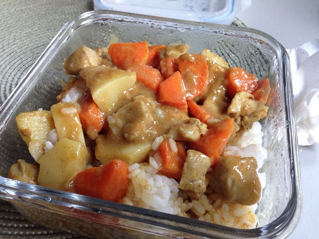 零失败日式咖喱鸡肉饭！！最正宗日本家庭做法！简单又好吃！