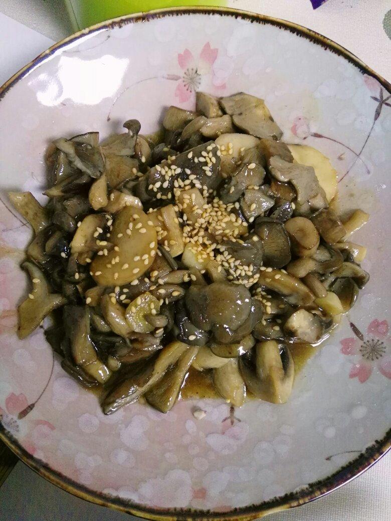 小羽私厨之葱香蘑菇