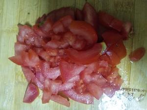 番茄豆腐汤的做法 步骤2