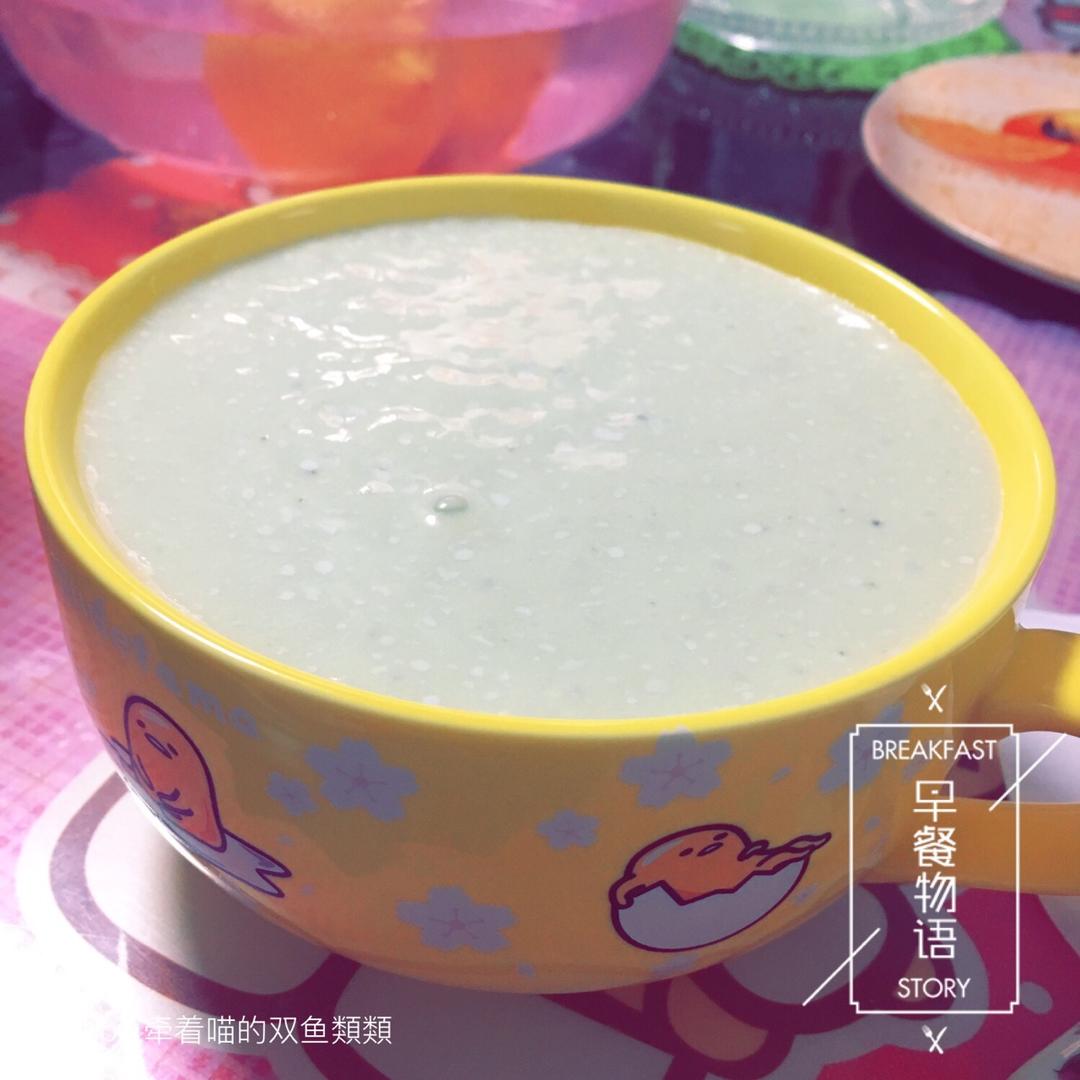 牛油果香蕉奶昔