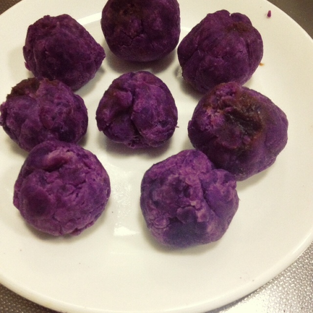 紫薯肉松美奶滋