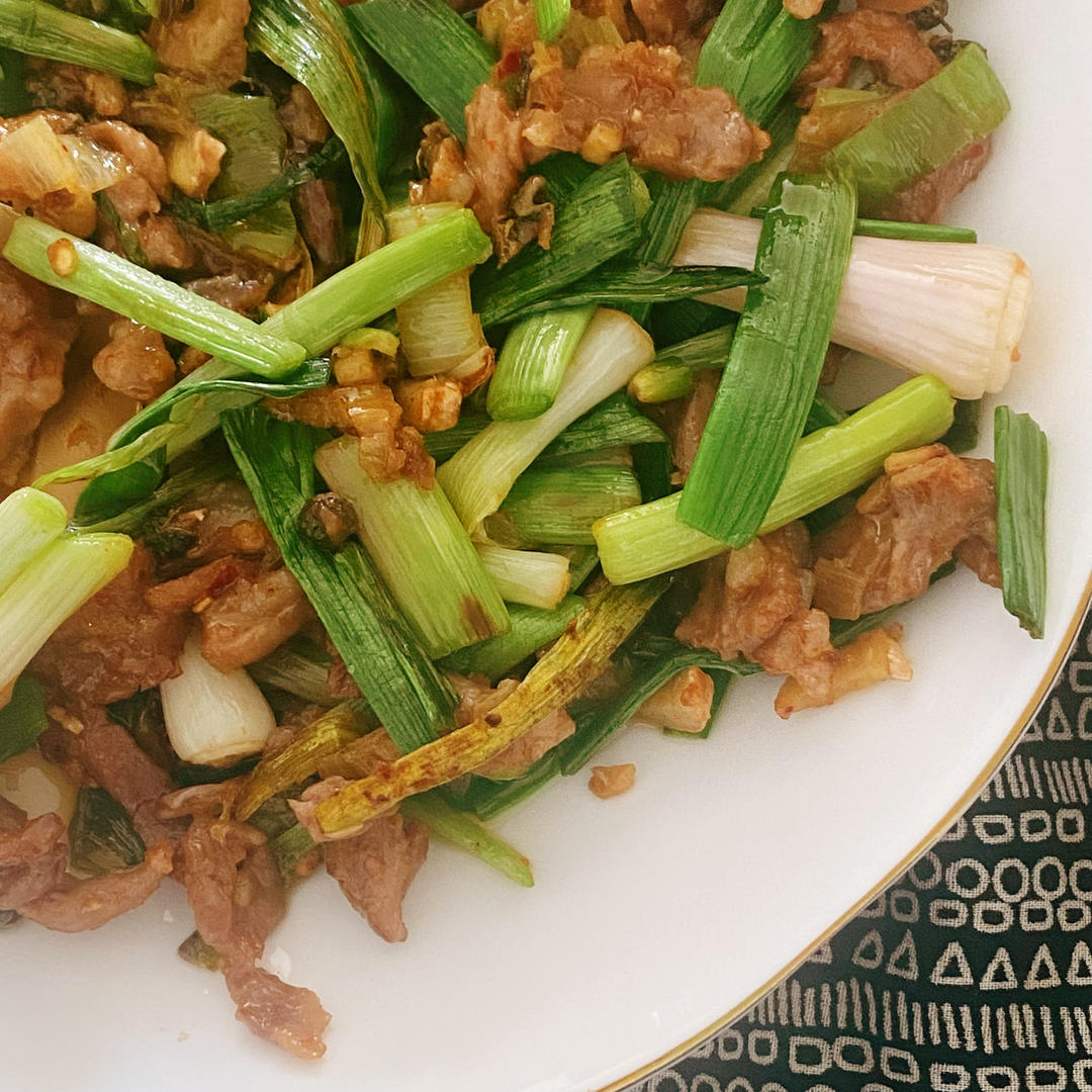 蒜苗炒肉