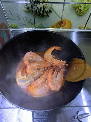 茄汁大虾（彩椒配菜版）的做法 步骤6