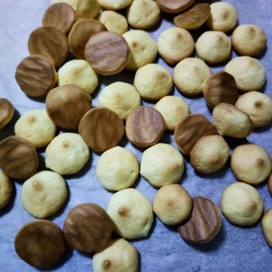 酥脆蛋香小饼干
