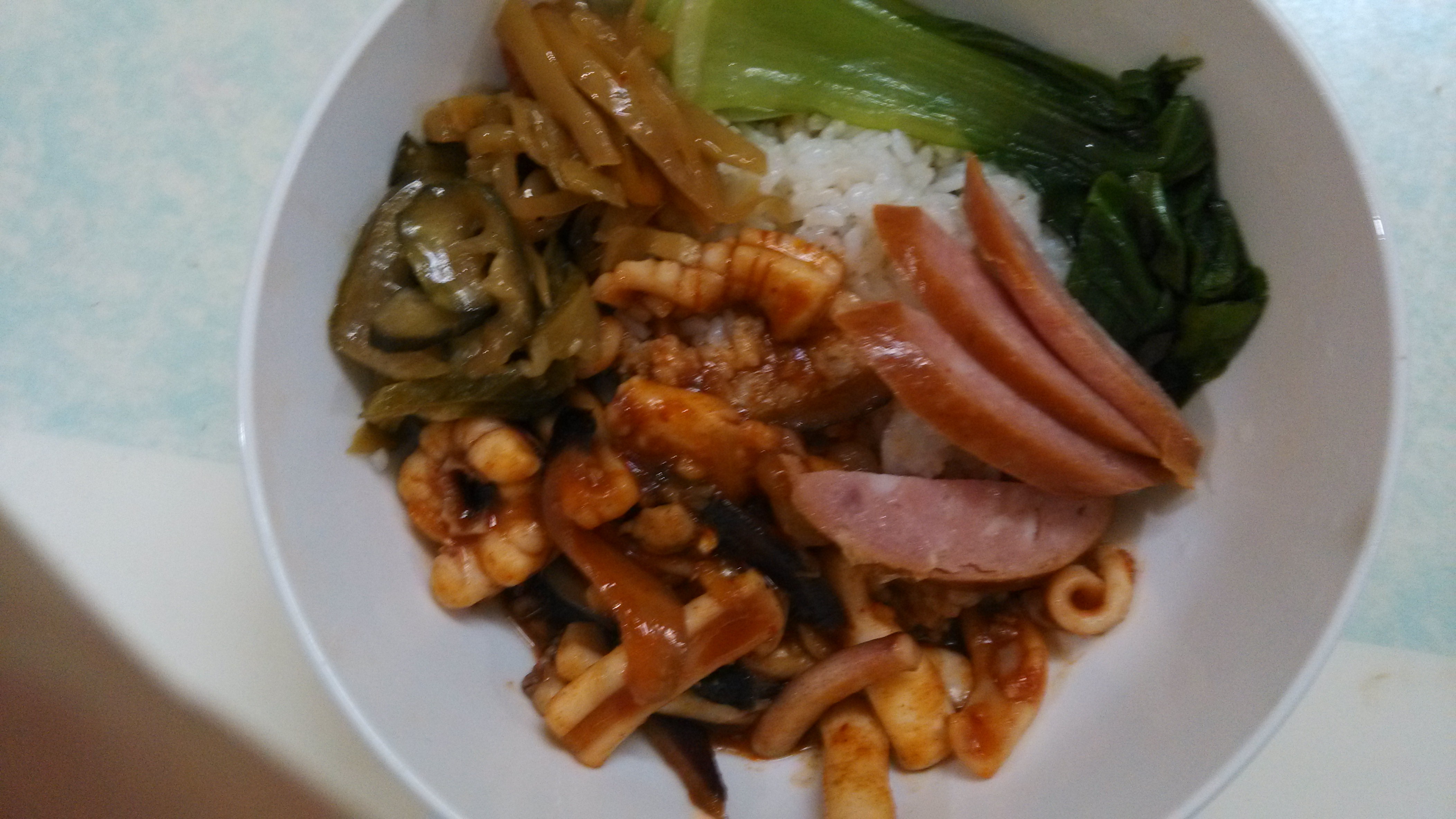 花样韩式鱿鱼拌饭